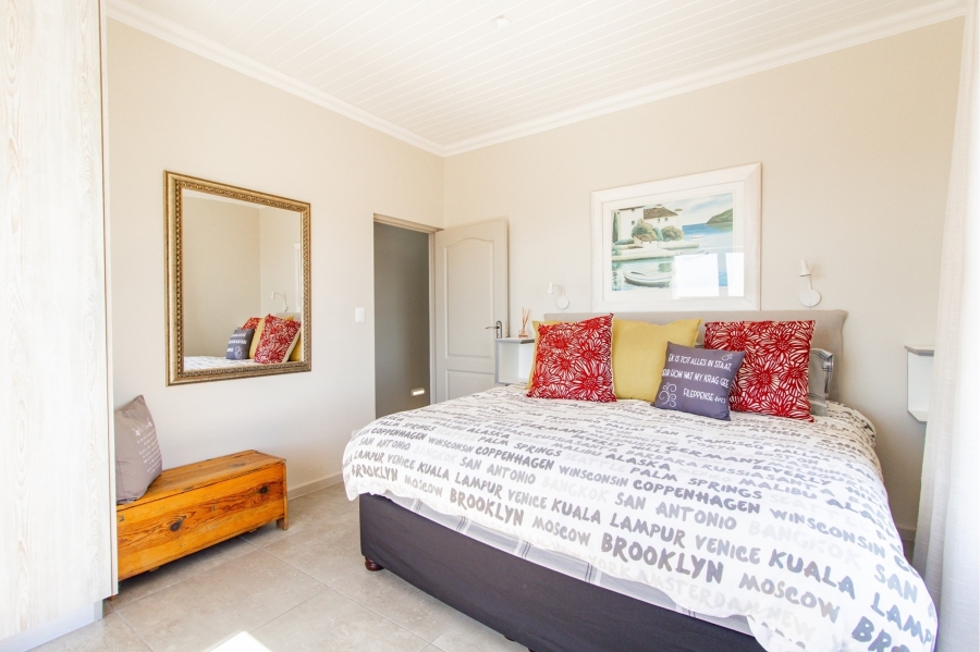5 Bedroom Property for Sale in Da Gama Bay Western Cape